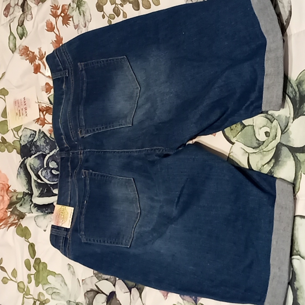 Denim Ripped Shorts - Picture 2 of 3